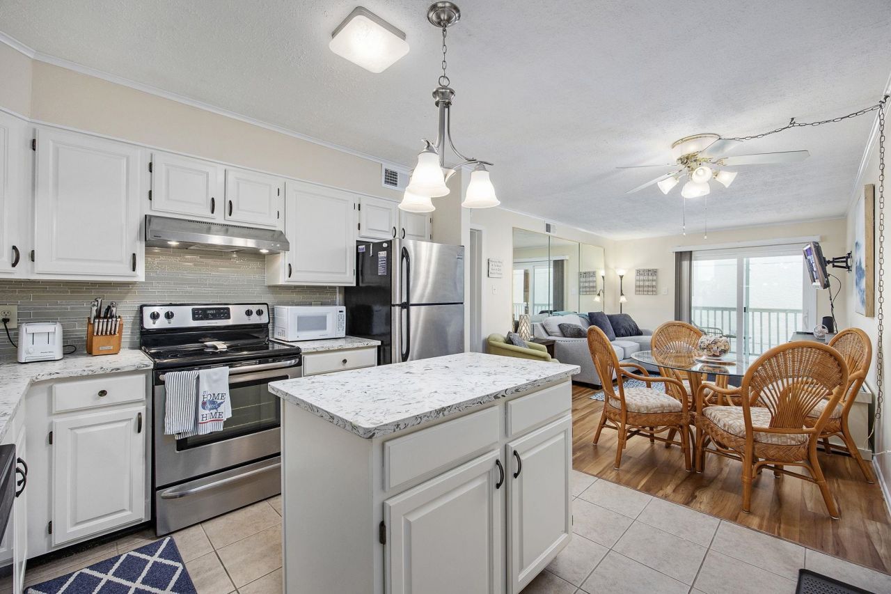 4509 South Ocean Blvd. Photo 9