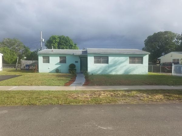 Miami Gardens, FL 33056
