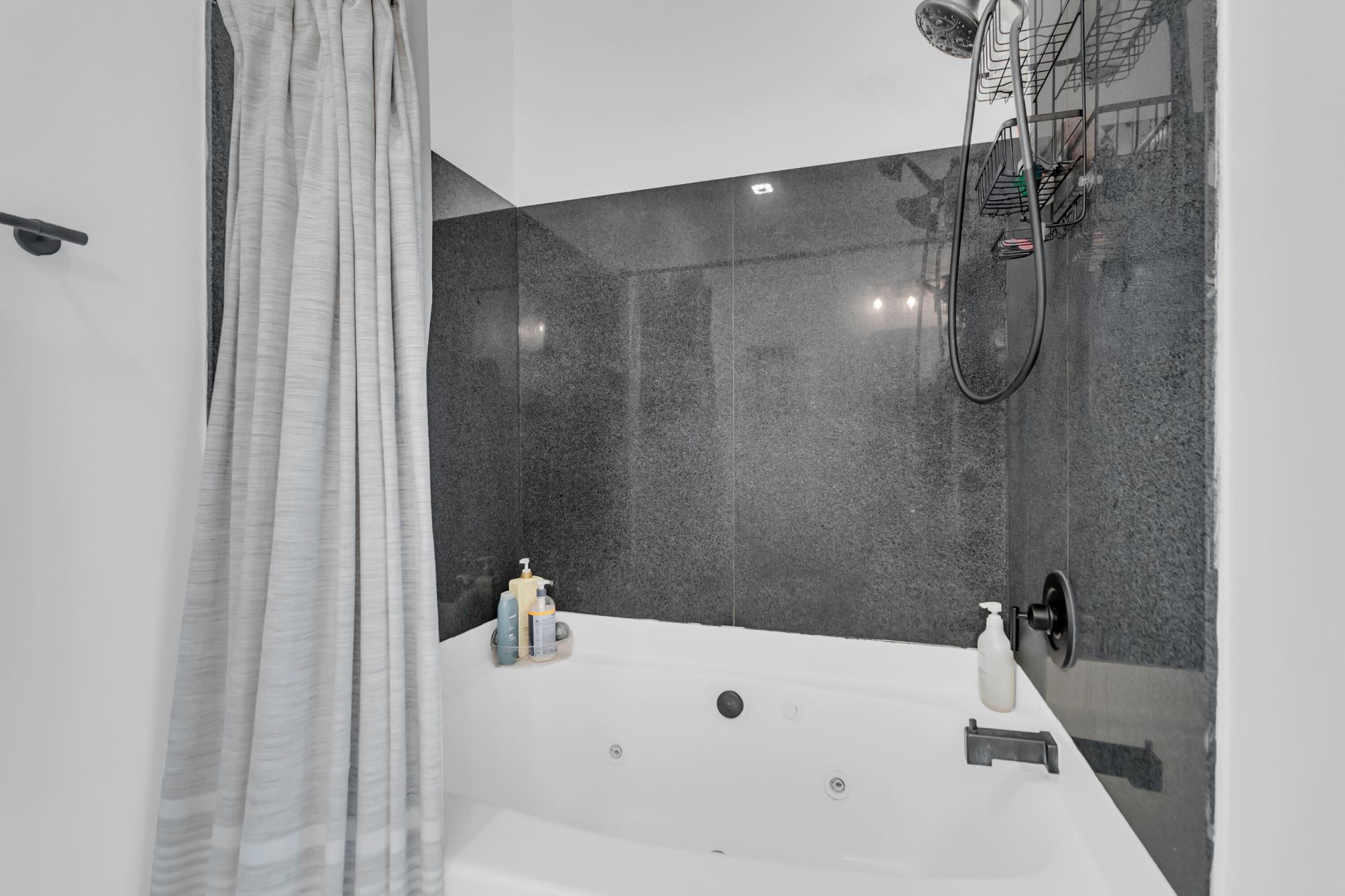 1984 Folly Road Photo 24