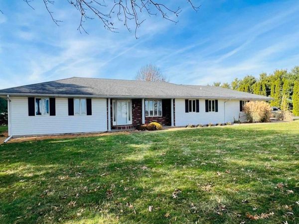 17830 E 1600th Street, Bushnell, IL 61422