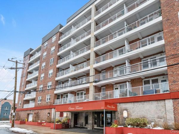 55 Monroe Boulevard, Unit 5R, Long Beach, NY 11561