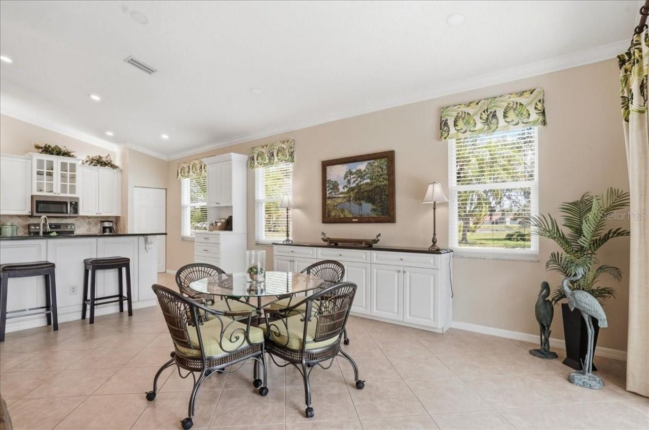 4246 65th Place E, Sarasota, FL 34243 Photo