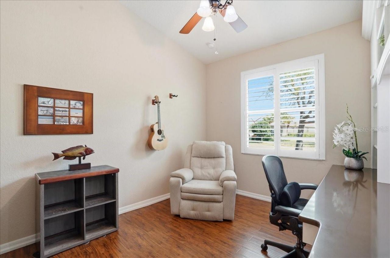 4246 65th Place E, Sarasota, FL 34243 Photo