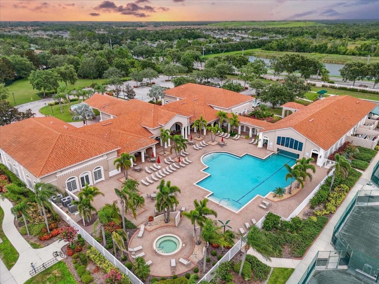 4246 65th Place E, Sarasota, FL 34243 Photo