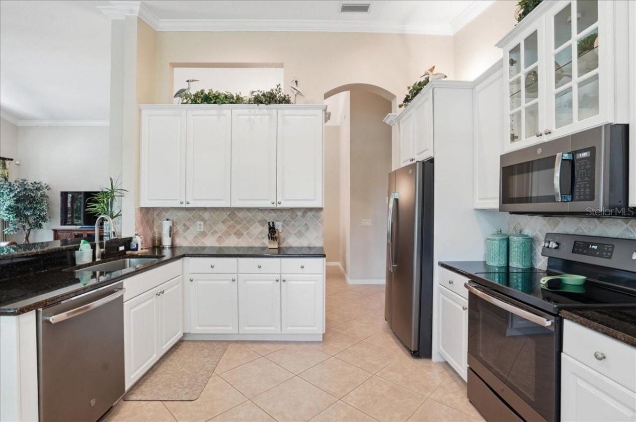 4246 65th Place E, Sarasota, FL 34243 Photo