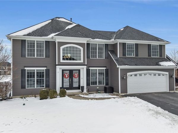 26 Sterling Place, Lancaster, NY 14086