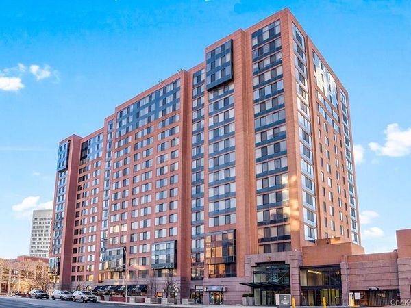 4 Martine Avenue, Unit 1011, White Plains, NY 10606