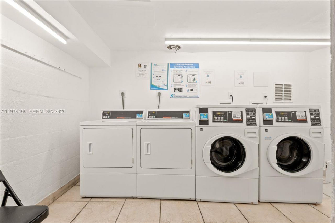 1000 Parkview Dr, Unit 115, Hallandale Beach, FL 33009 Photo