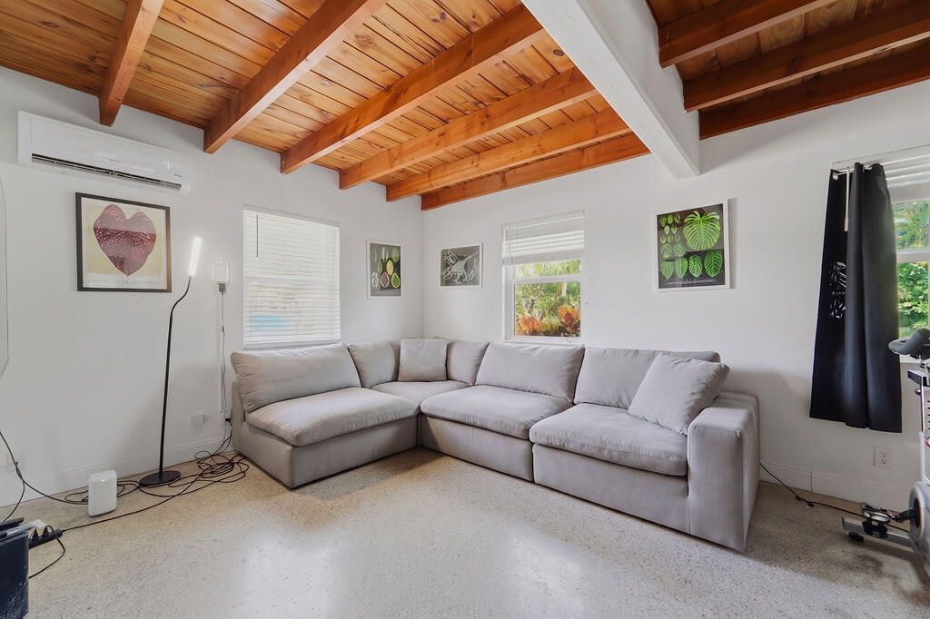 234 NE 5th Terrace, Delray Beach, FL 33444 Photo