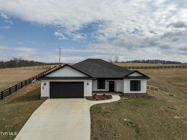 112 Hulse Road, Jonesborough, TN 37659