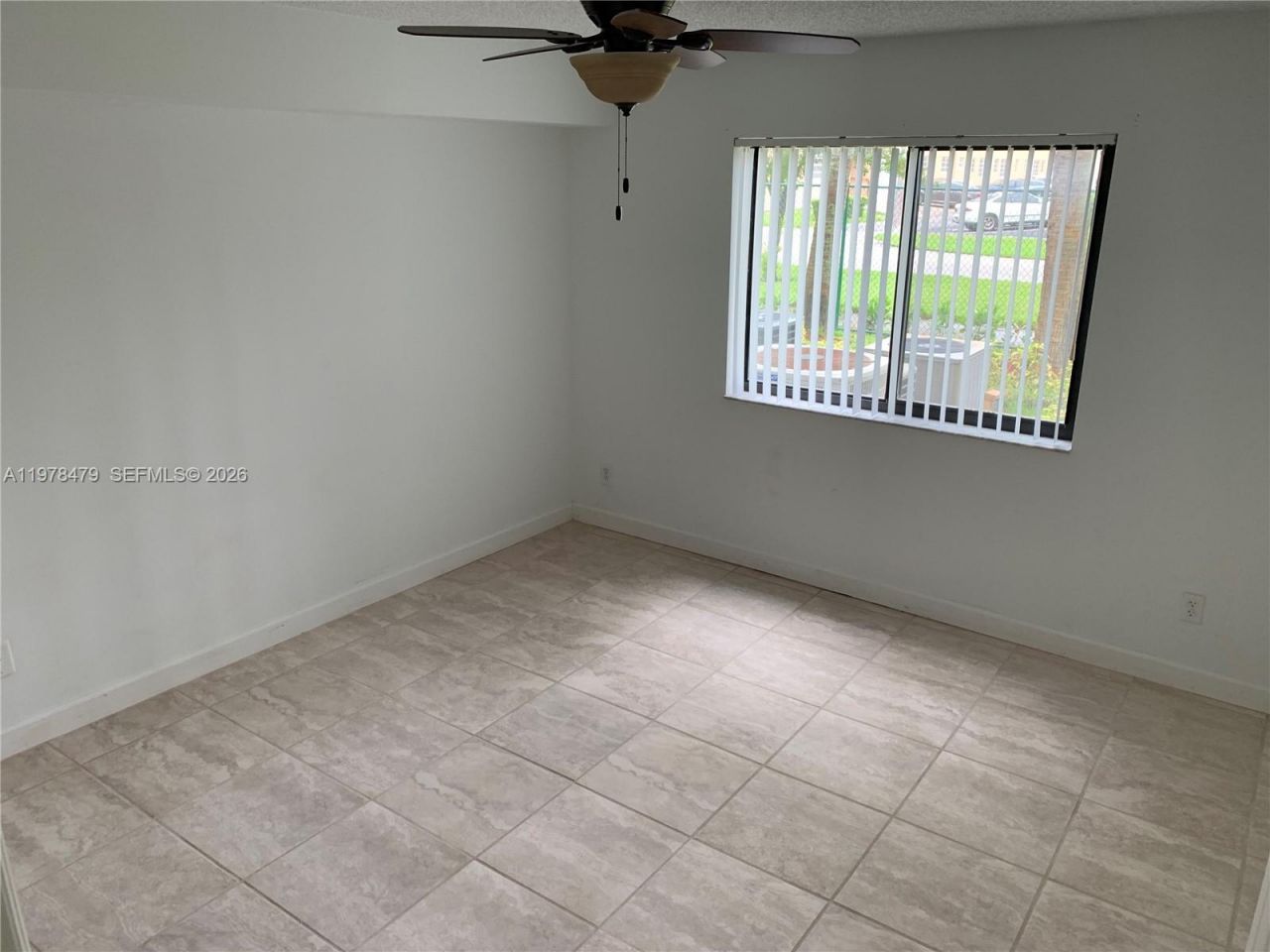 570 S Park Rd , Unit 13-6, Hollywood, FL 33021 Photo