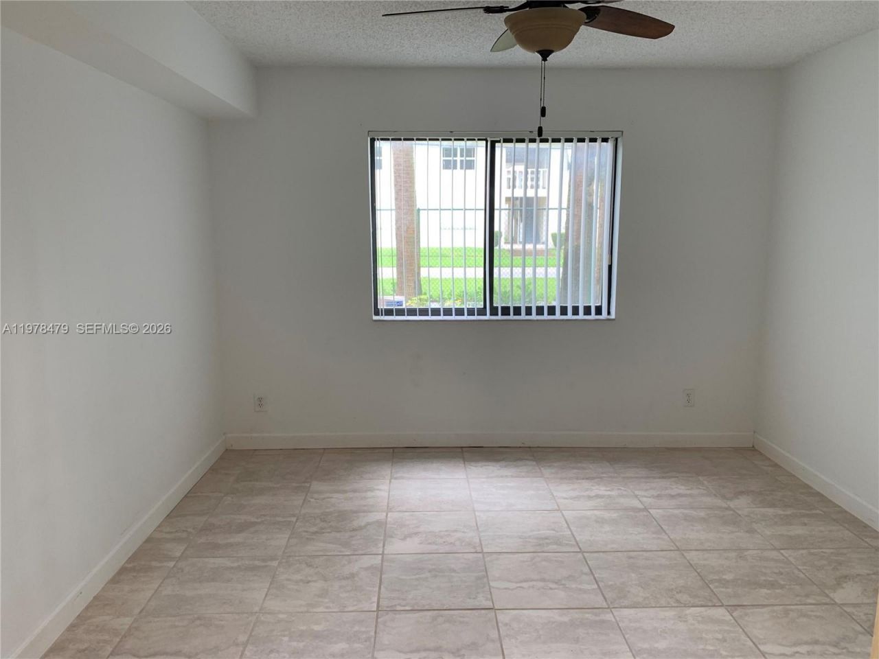 570 S Park Rd , Unit 13-6, Hollywood, FL 33021 Photo