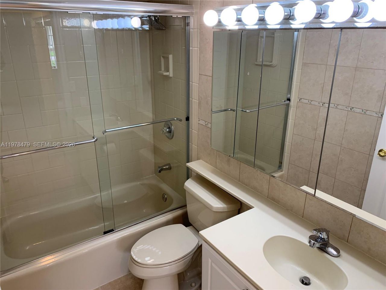 570 S Park Rd , Unit 13-6, Hollywood, FL 33021 Photo