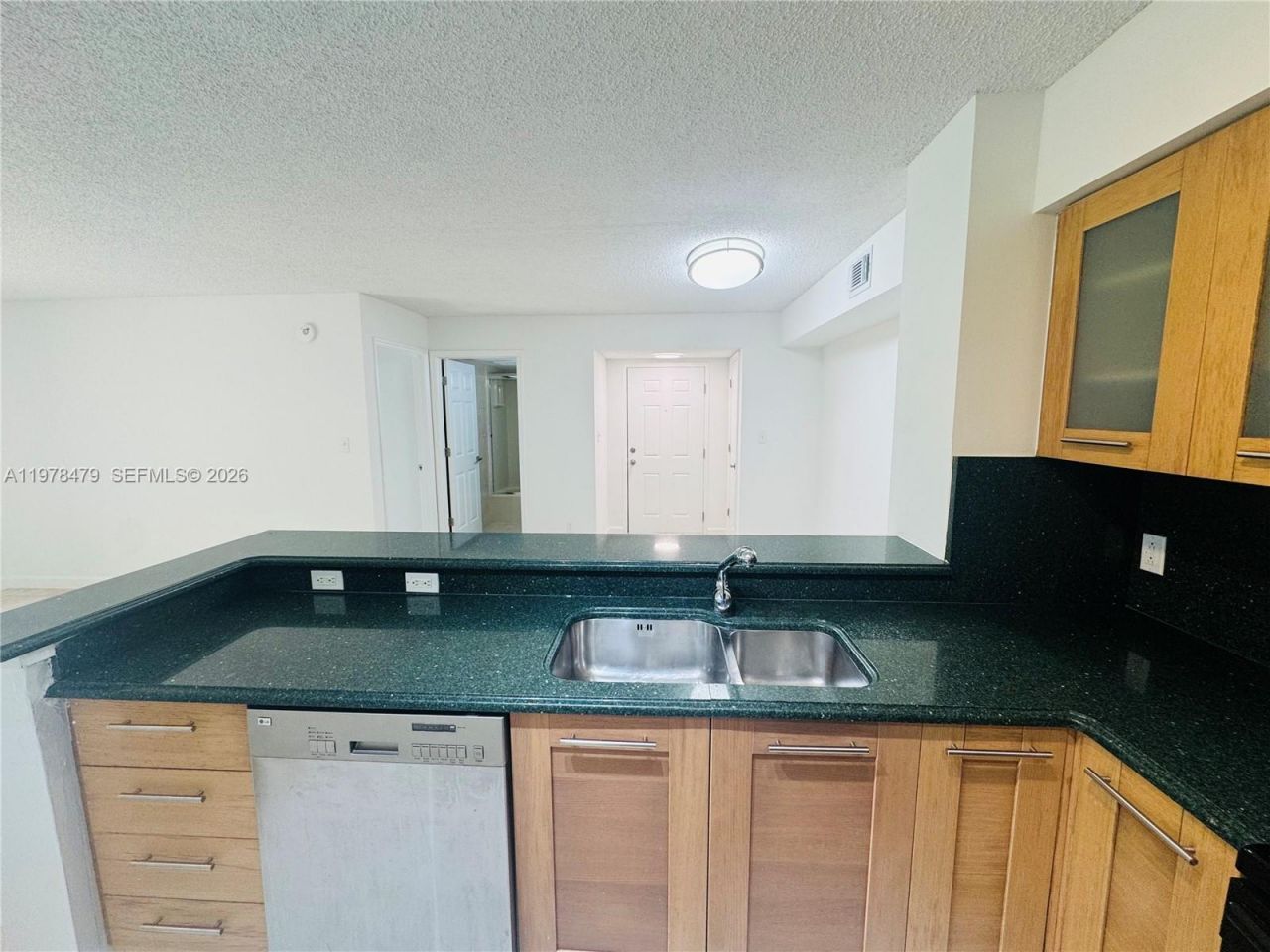 570 S Park Rd, Unit 13-6, Hollywood, FL 33021 Photo