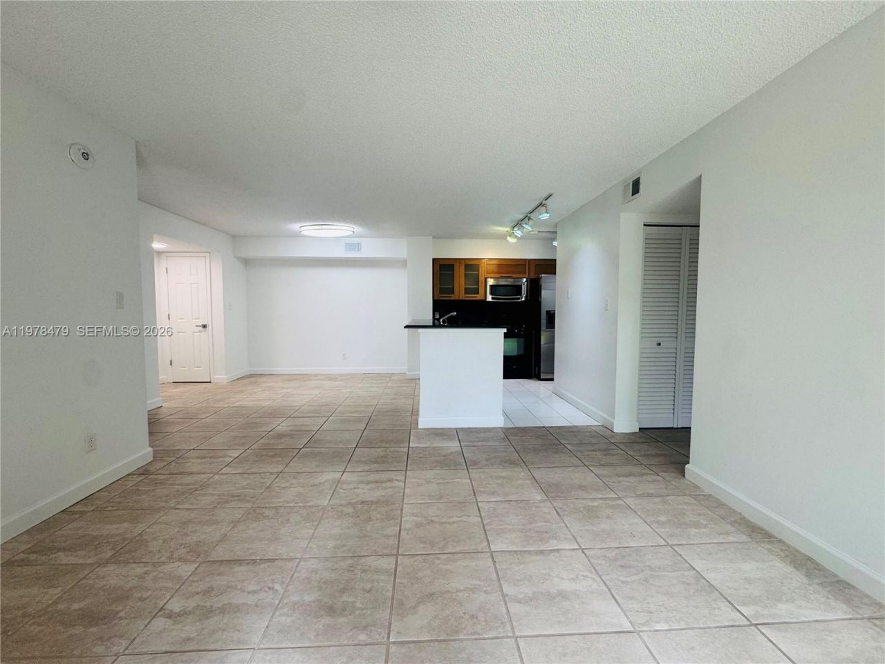 570 S Park Rd, Unit 13-6, Hollywood, FL 33021 Photo