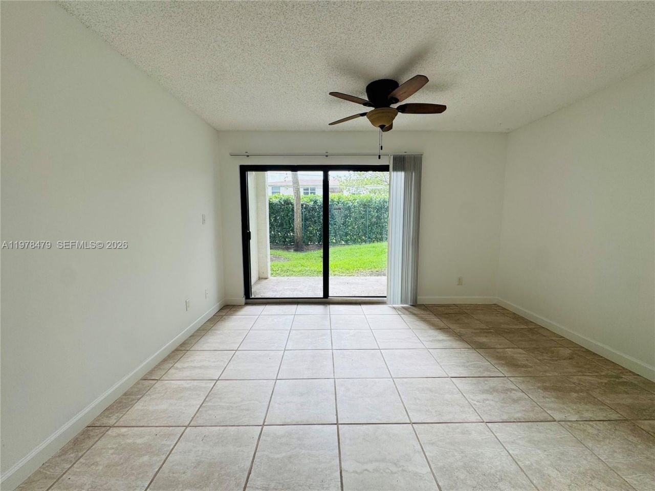 570 S Park Rd, Unit 13-6, Hollywood, FL 33021 Photo