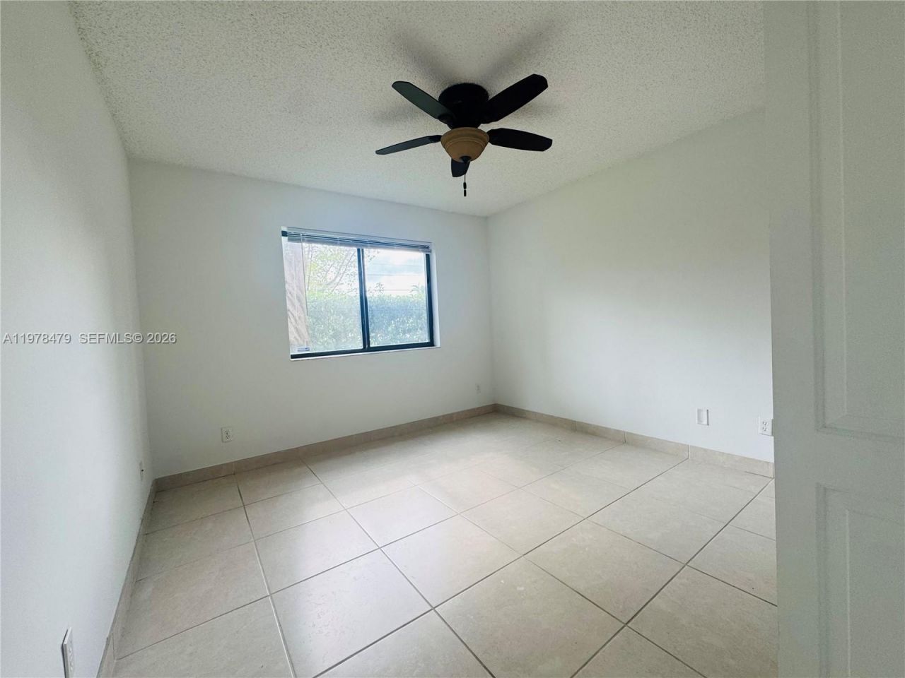 570 S Park Rd, Unit 13-6, Hollywood, FL 33021 Photo