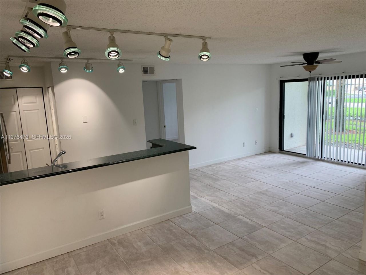 570 S Park Rd , Unit 13-6, Hollywood, FL 33021 Photo