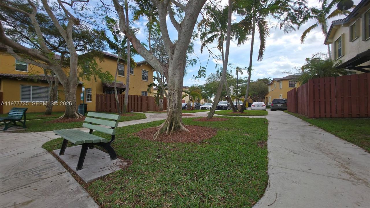 9207 SW 227th St , Unit 3, Cutler Bay, FL 33190 Photo