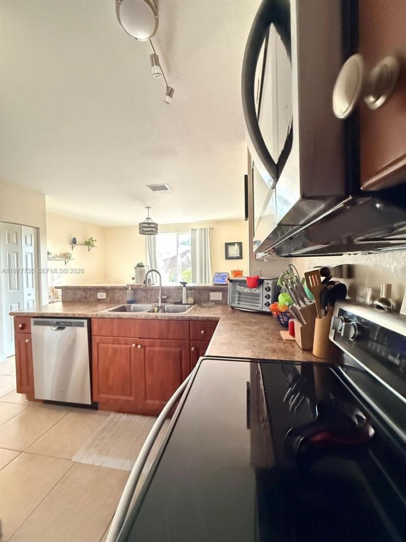 9207 SW 227th St , Unit 3, Cutler Bay, FL 33190 Photo