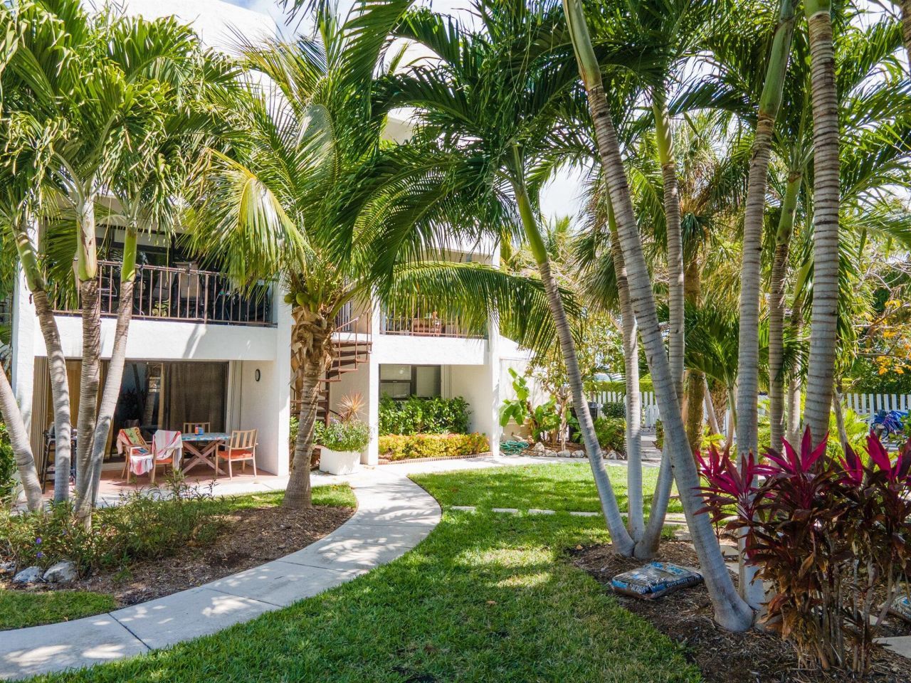 601 W Ocean Drive, Unit 105D, Key Colony, FL 33051 Photo