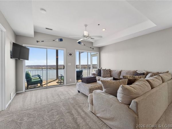 72 Palisades Lakeview Drive, Unit 3B, Lake Ozark, MO 65049