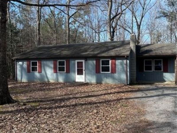 8106 Claystreet Road, Dinwiddie, VA 23850