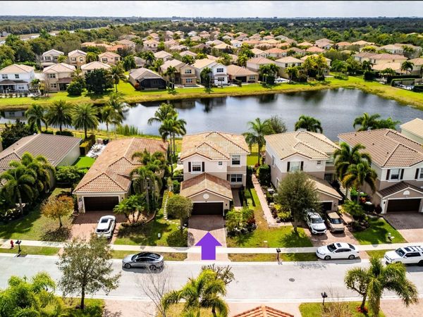 8128 Brigamar Isles Avenue, Boynton Beach, FL 33473