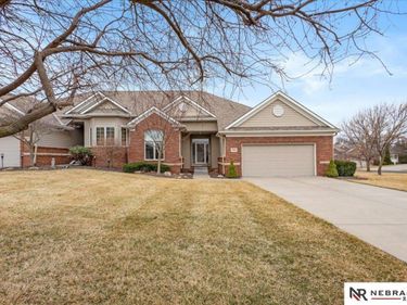 4860 Gleneagle Court , Lincoln, NE 68526