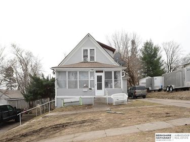 3021 Fillmore Circle, Omaha, NE 68112