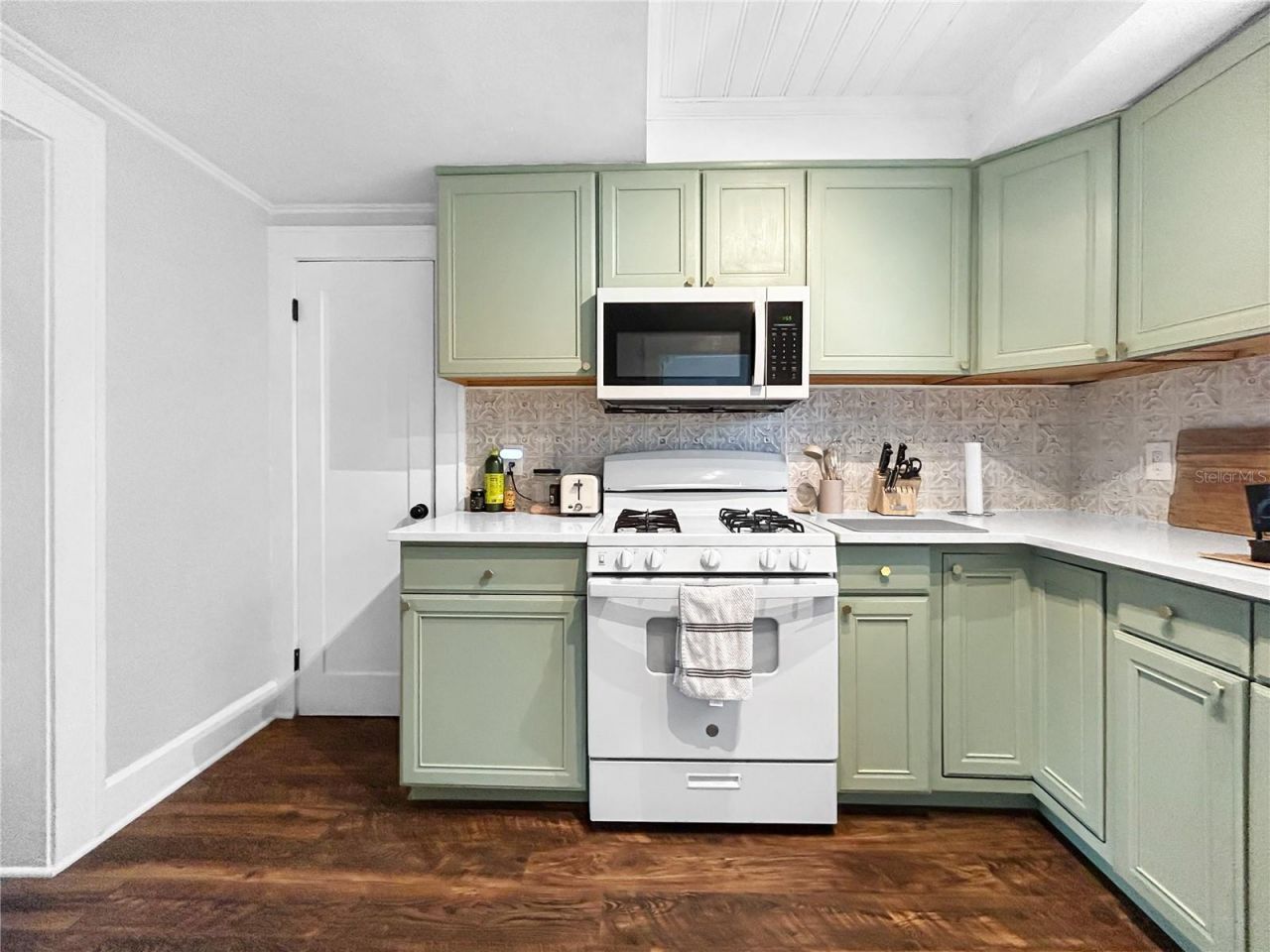 626 37th Avenue S, Saint Petersburg, FL 33705 Photo