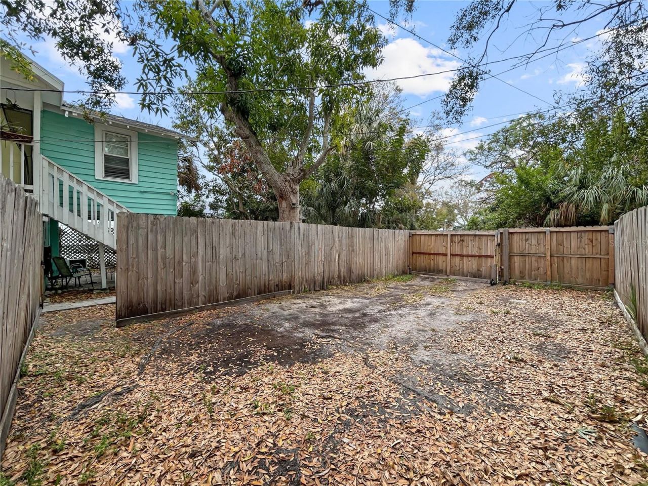 626 37th Avenue S, Saint Petersburg, FL 33705 Photo