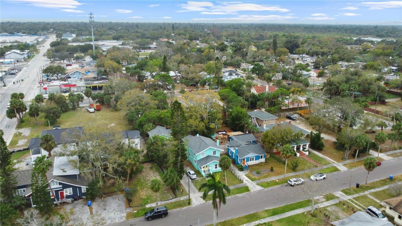 626 37th Avenue S, Saint Petersburg, FL 33705 Photo