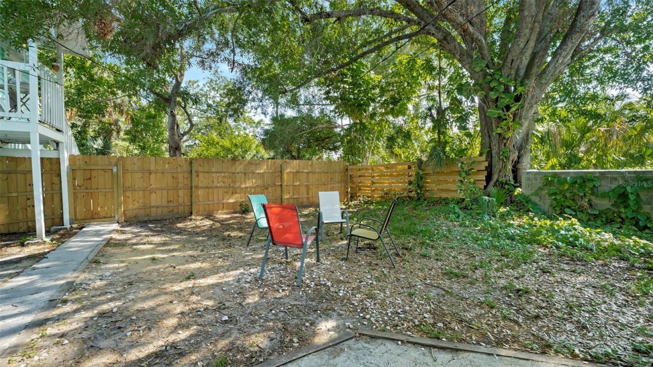 626 37th Avenue S, Saint Petersburg, FL 33705 Photo