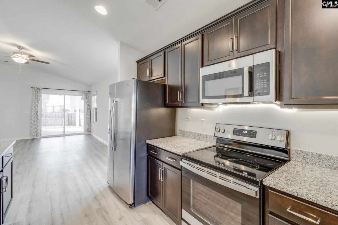 290 Windfall Road  Photo 11