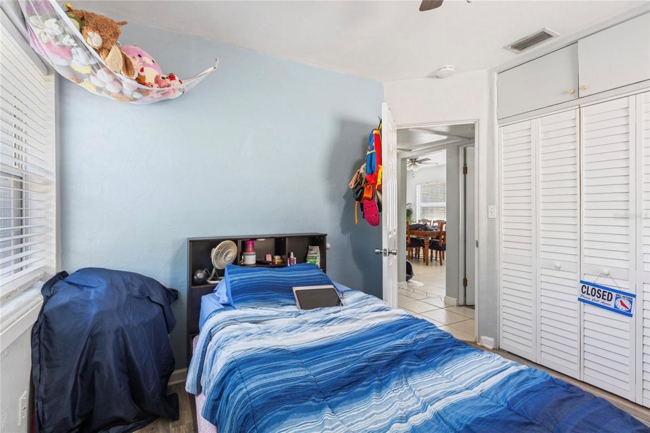 4908 Highland Street S, Saint Petersburg, FL 33705 Photo