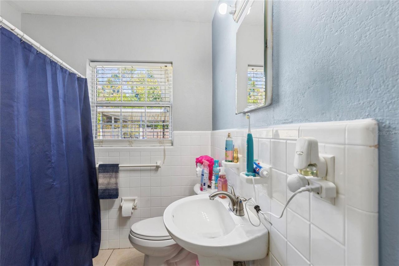 4908 Highland Street S, Saint Petersburg, FL 33705 Photo