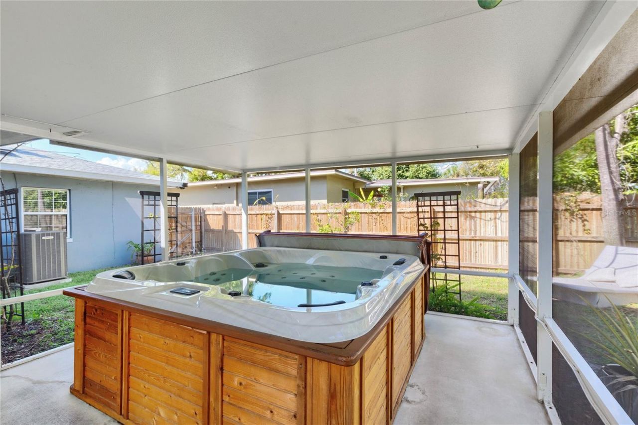 4908 Highland Street S, Saint Petersburg, FL 33705 Photo