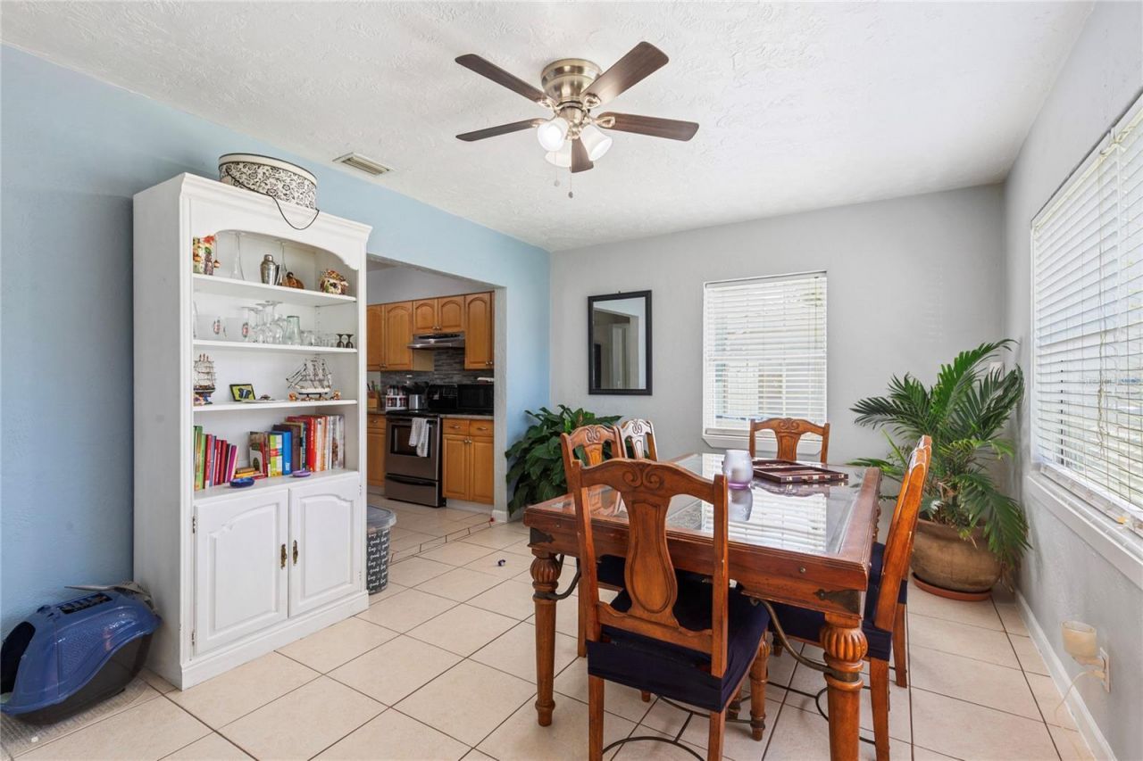 4908 Highland Street S, Saint Petersburg, FL 33705 Photo