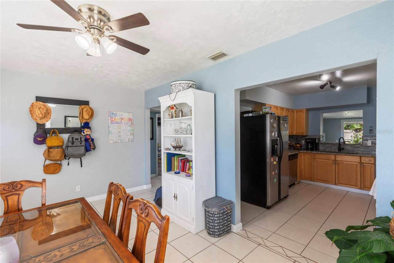 4908 Highland Street S, Saint Petersburg, FL 33705 Photo