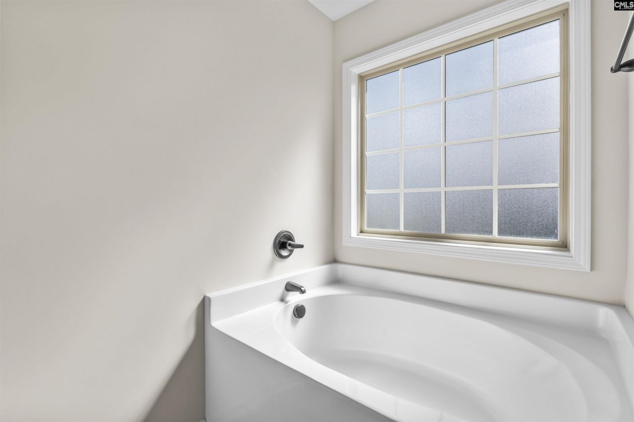 63 Glen Ord Court Photo 23