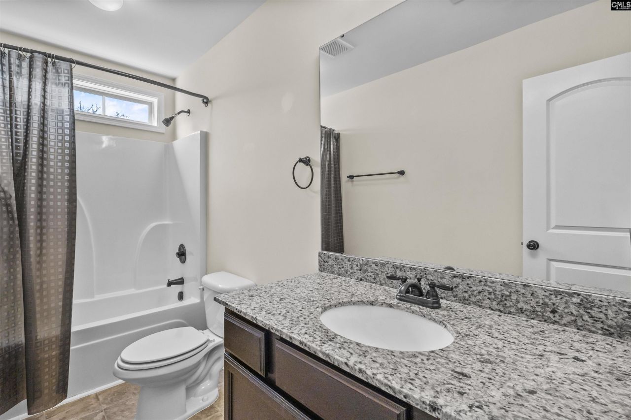 63 Glen Ord Court Photo 35