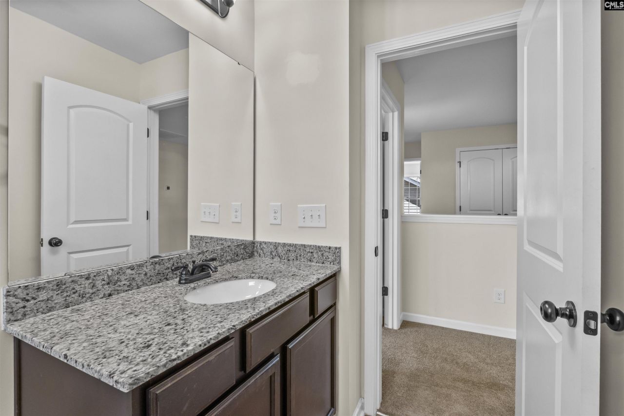 63 Glen Ord Court Photo 36