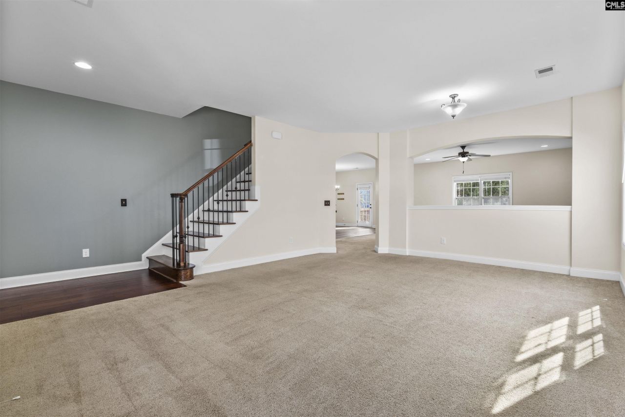 63 Glen Ord Court Photo 7