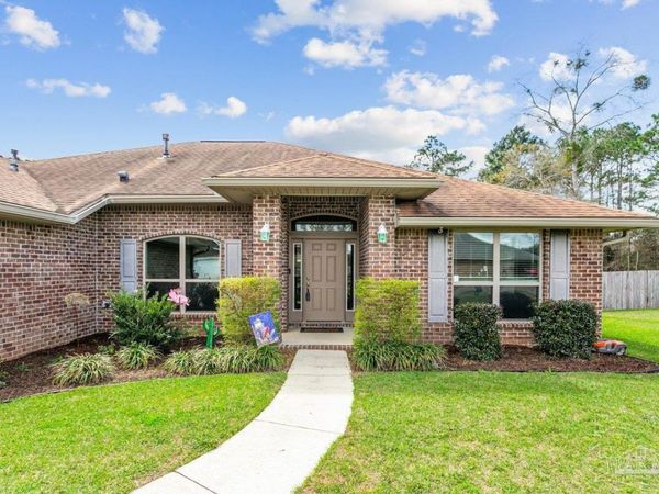 897 Jacobs Way, Cantonment, FL 32533