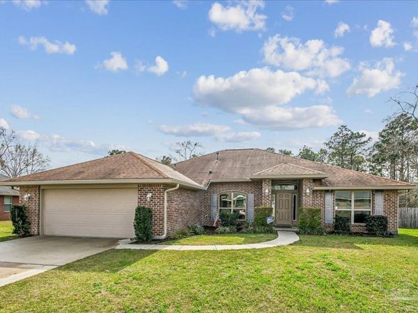 897 Jacobs Way, Cantonment, FL 32533