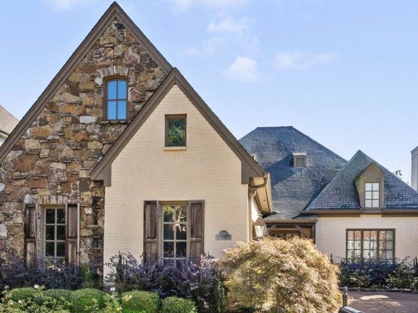 3118 OAKLEIGH MANOR CV, Memphis, TN 38138