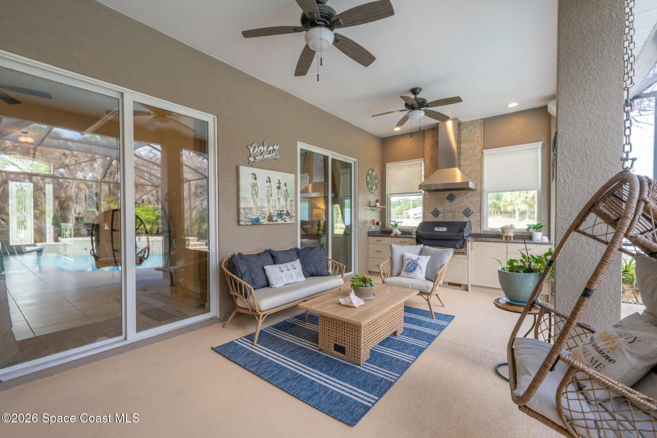 111 Via Catalano Court Ne, Palm Bay, FL 32907 Photo