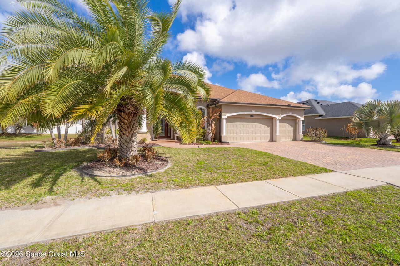 111 Via Catalano Court Ne, Palm Bay, FL 32907 Photo