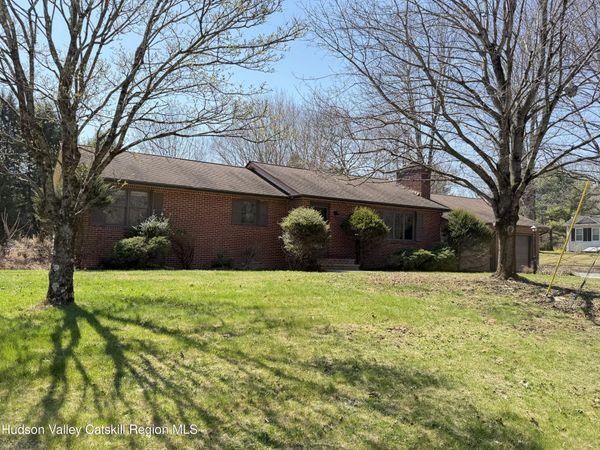 609 New Paltz Road, Highland, NY 12528